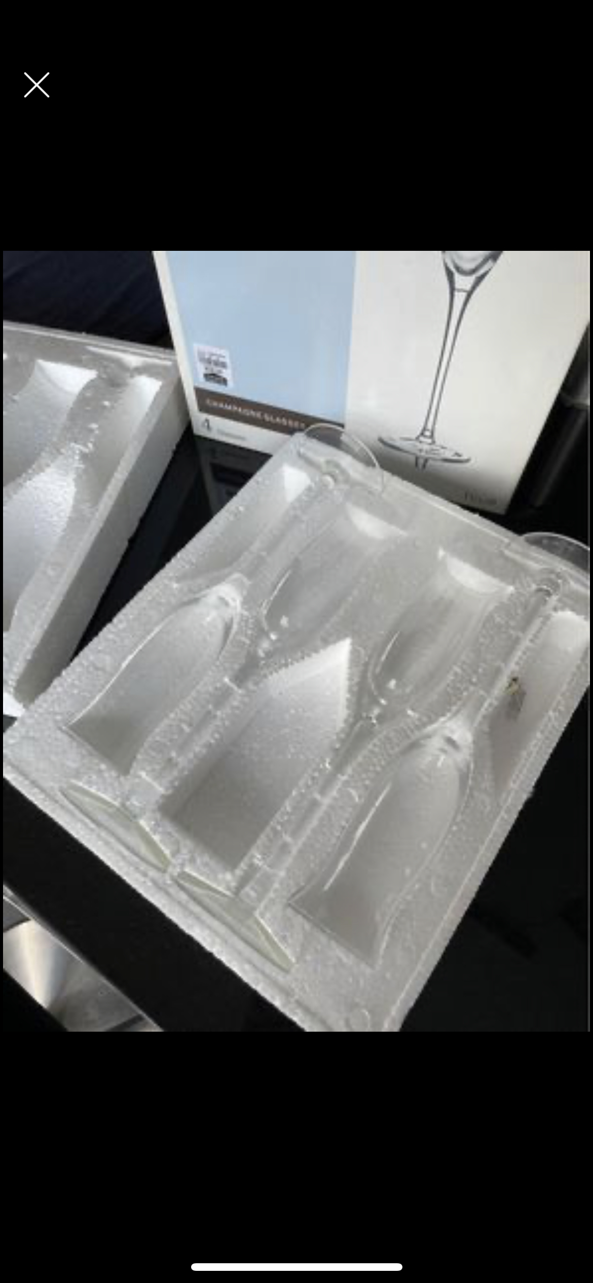 4 champagne glasses w/ box - photo 5