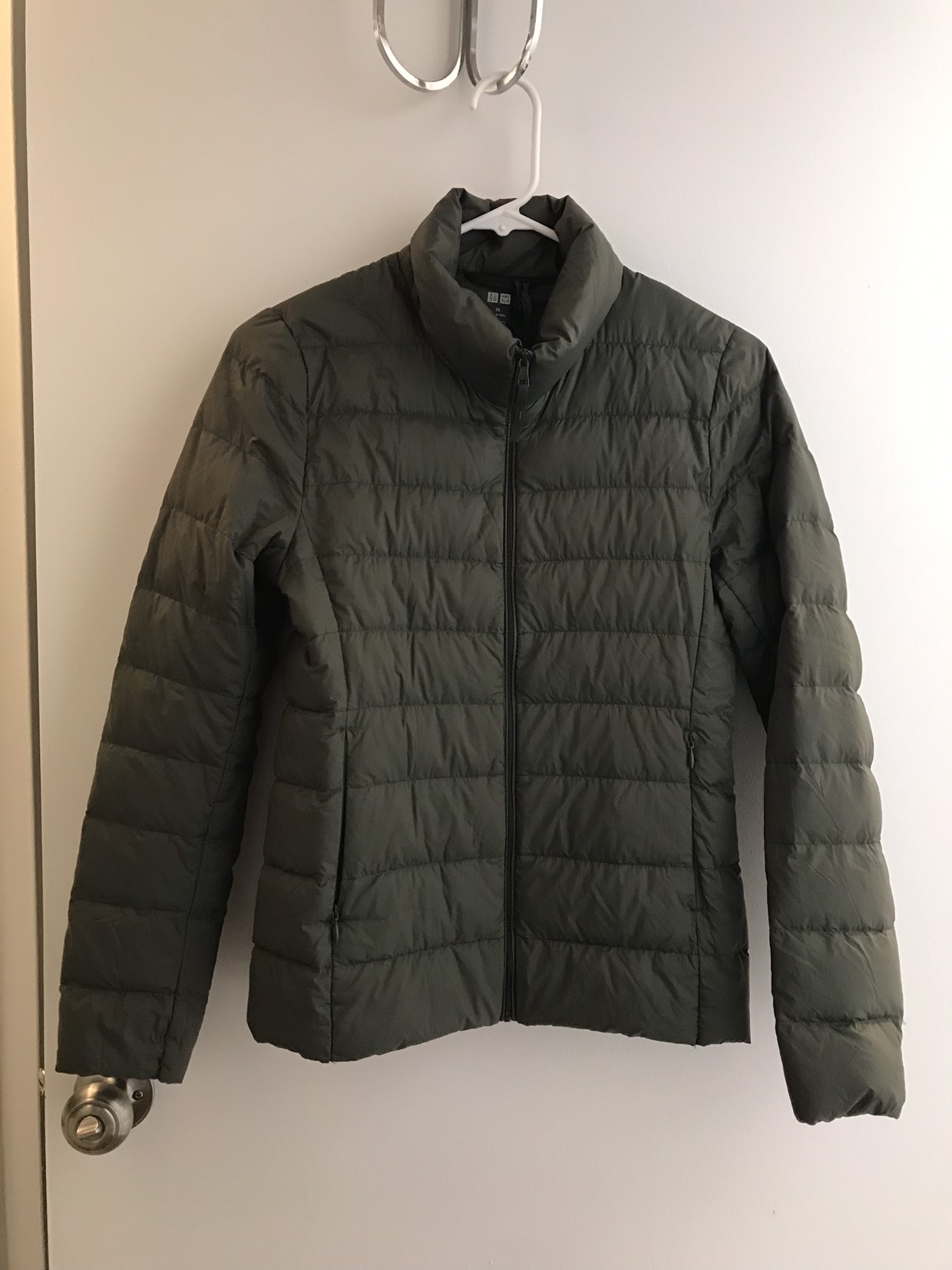 Uniqlo women’s down jacket XS olive green