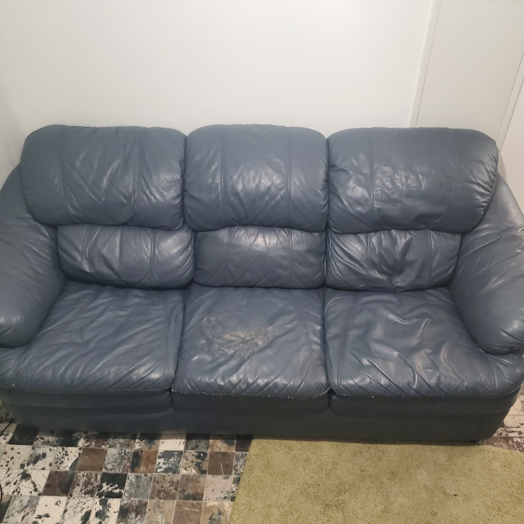 *Free-Blue Leather Couch-Free* out by Monday - photo 2