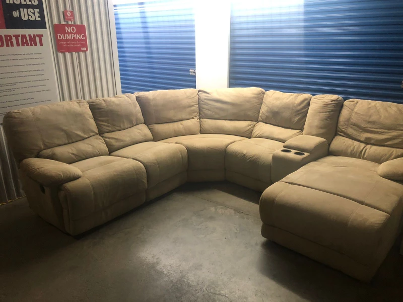 FREE DELIVERY 🚚💨 5 SEATER LIGHT BEIGE RECLINER SECTIONAL SOFA thumbnail