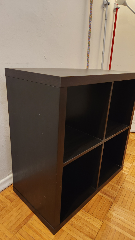 IKEA Kallax 2x2 cube shelving unit image indicator(2)