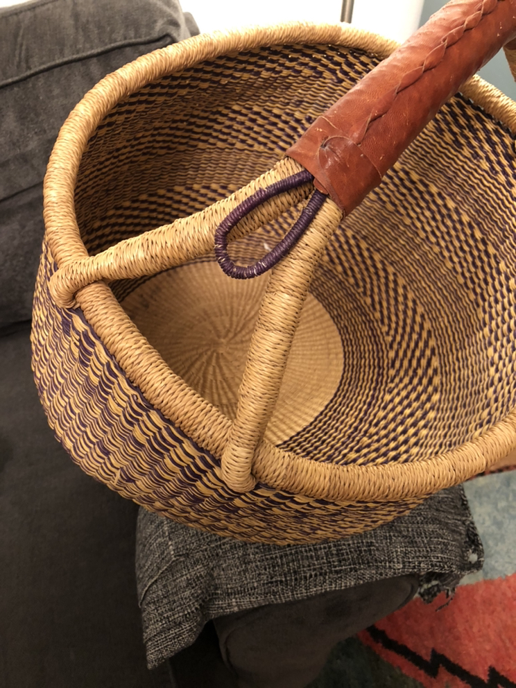 Handwoven African Grass Basket w/ leather handle - photo 3