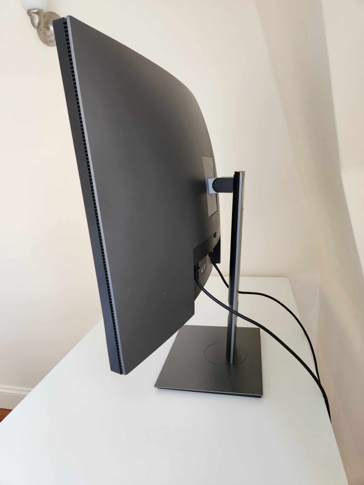 DELL 32" CURVED MONITOR - photo 3