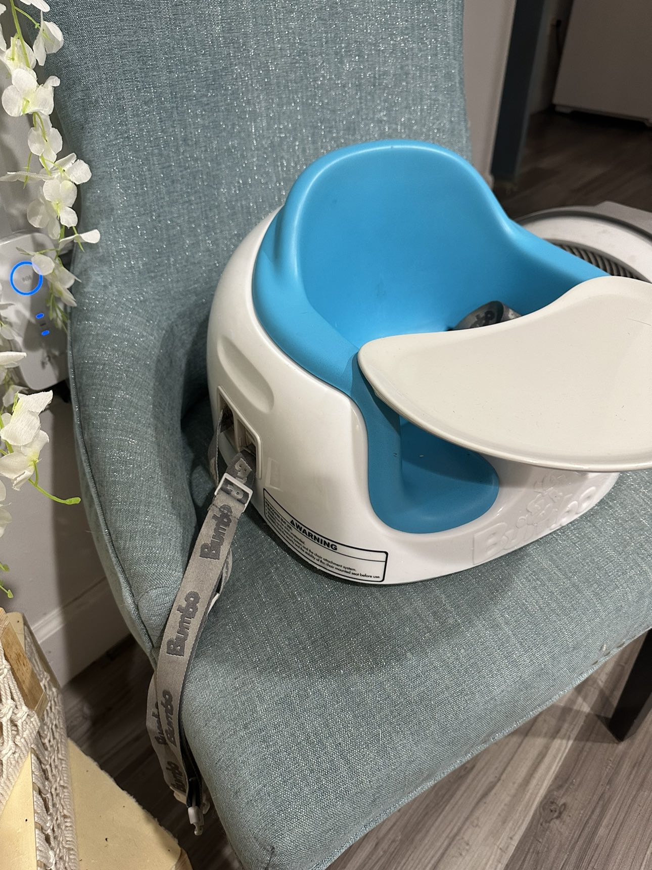 Bumbo Seat with Tray - photo 5