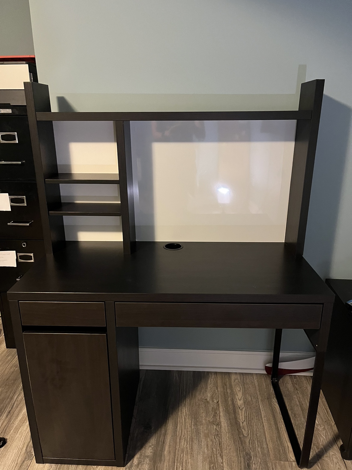 IKEA desk thumbnail