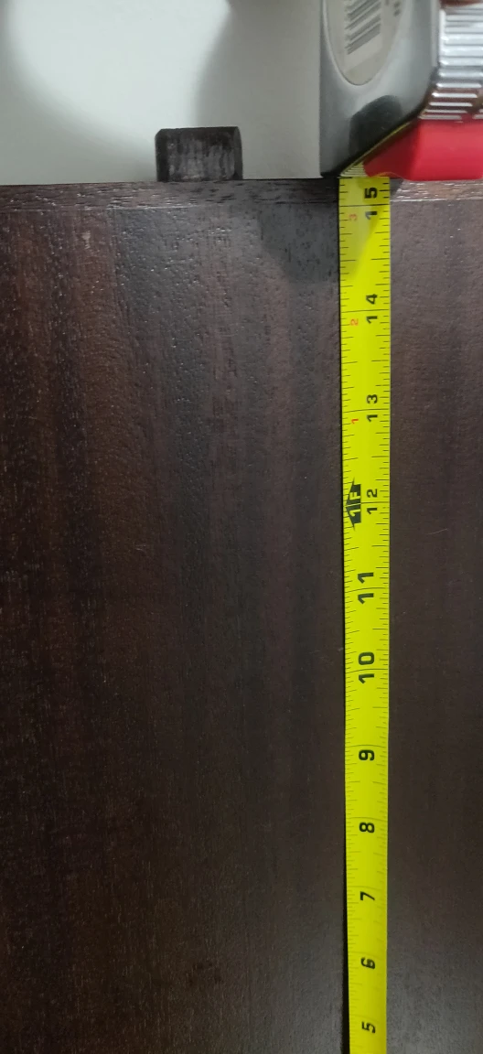 URGENT, Extendable wooden table + 4 faux leather chairs image indicator(9)