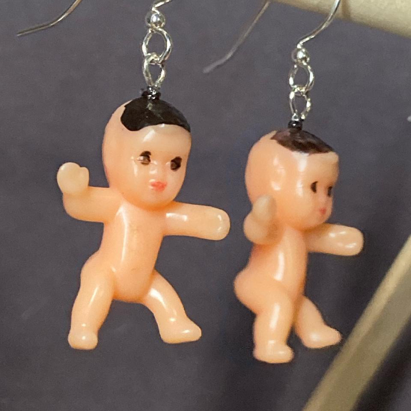 Baby earrings image indicator(2)