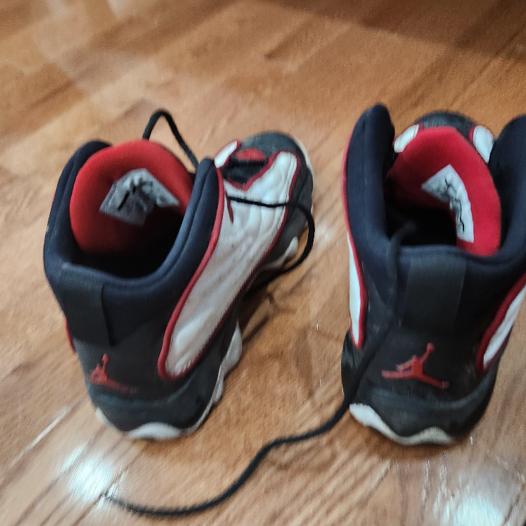 boys shoes size 4y jordon pro strong