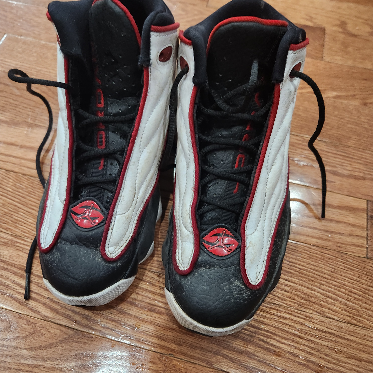 boys shoes size 4y jordon pro strong - photo 2
