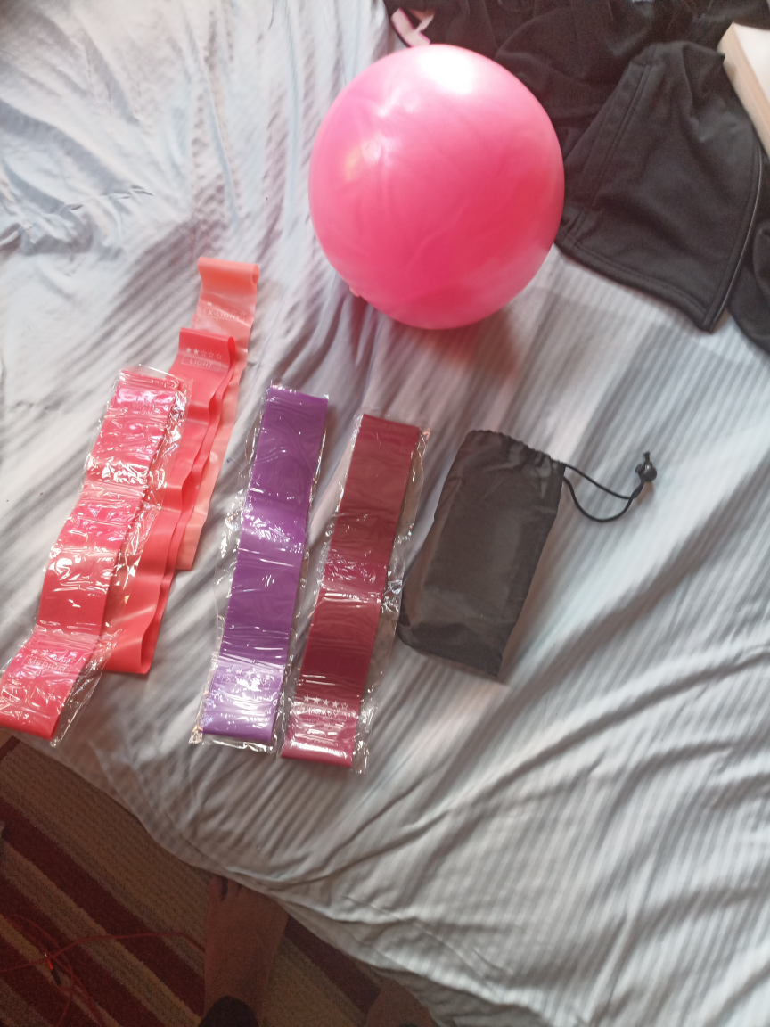 exercise balls & bands - photo 3