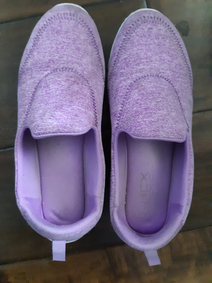 Lavender colour shoes #trade 🥕💰