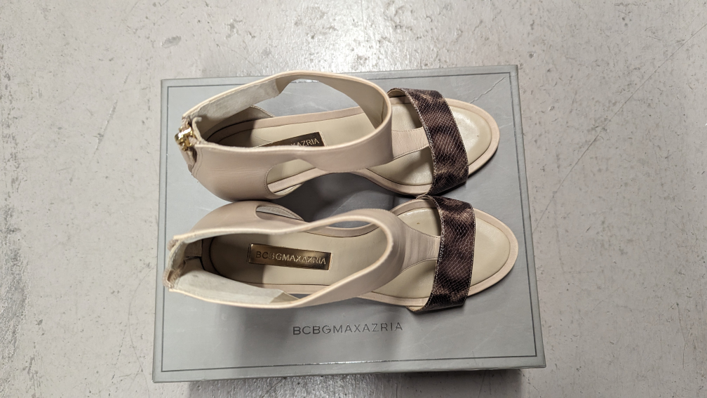 BCBG heels thumbnail