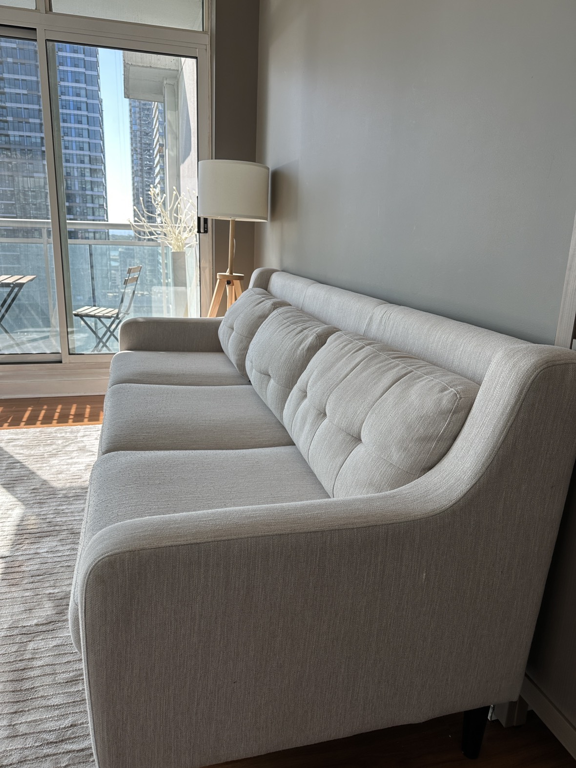 Premium quality couch - photo 2