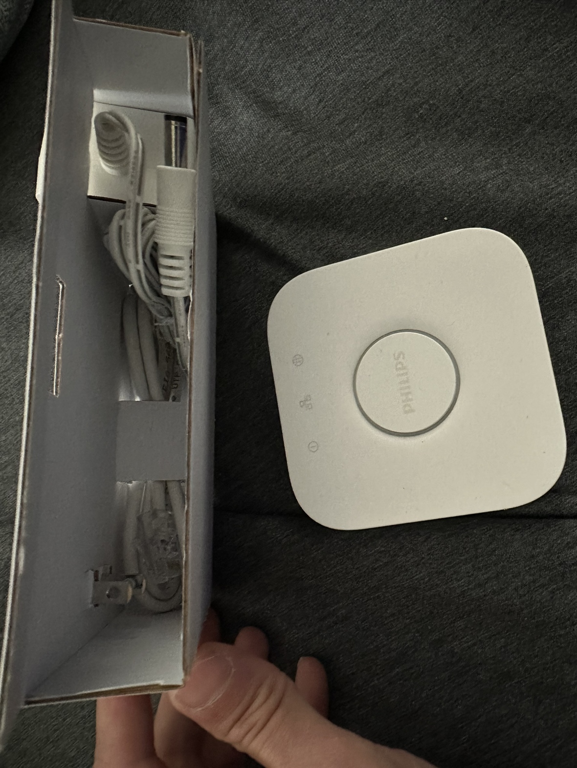 Philips Hue White Bulbs + Hub - photo 4