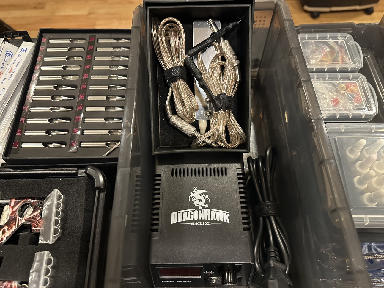 #freecycle 4 Tattoo machines, needles, and more image indicator(2)