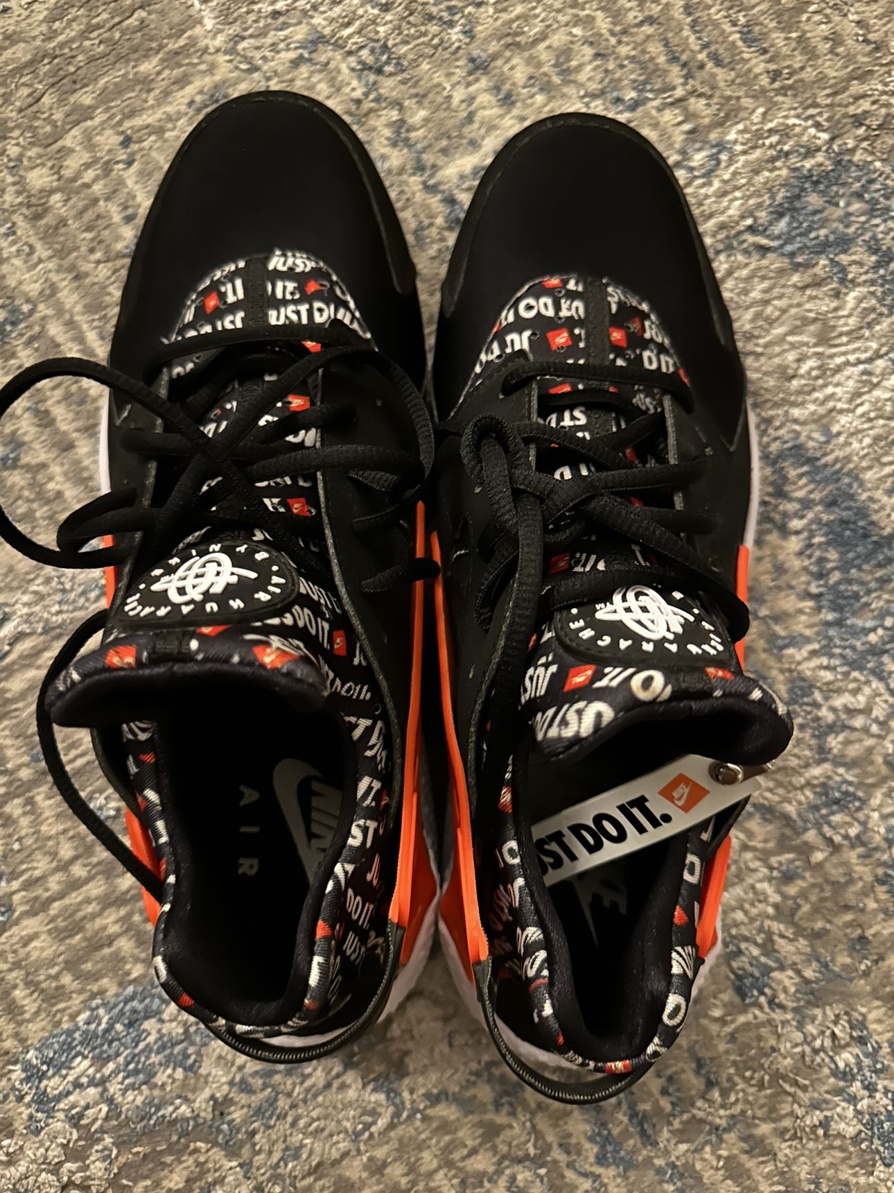 Brand new Size 12 Nike Air shoes thumbnail