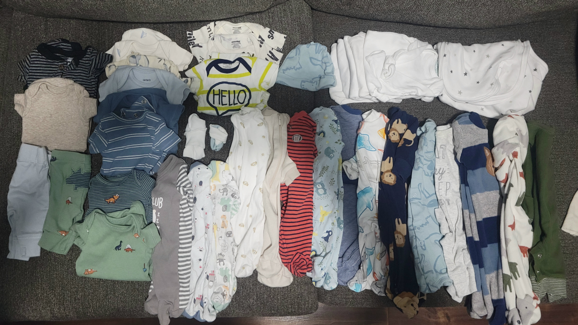Large preemie clothing lot thumbnail