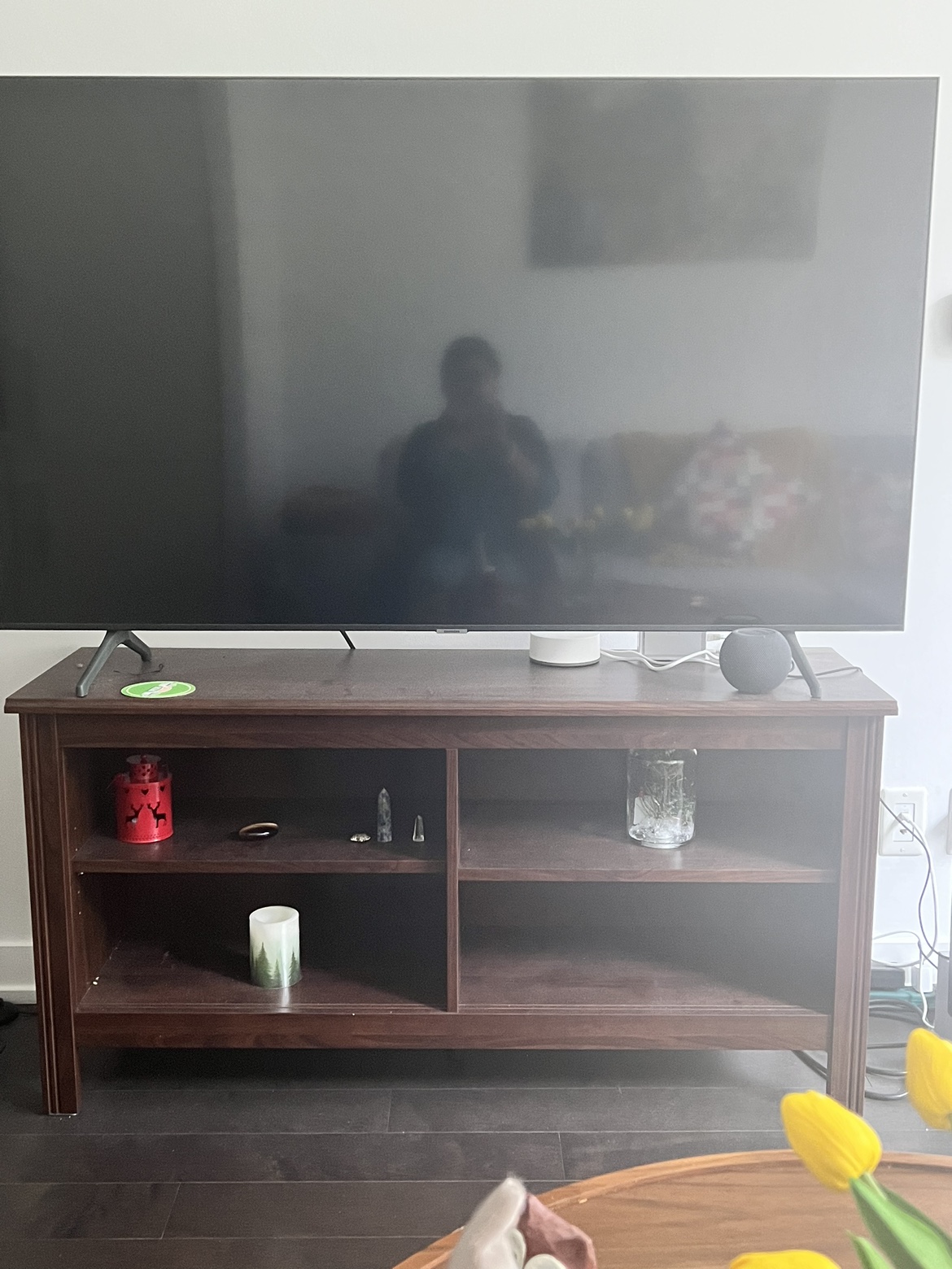 Tv console
