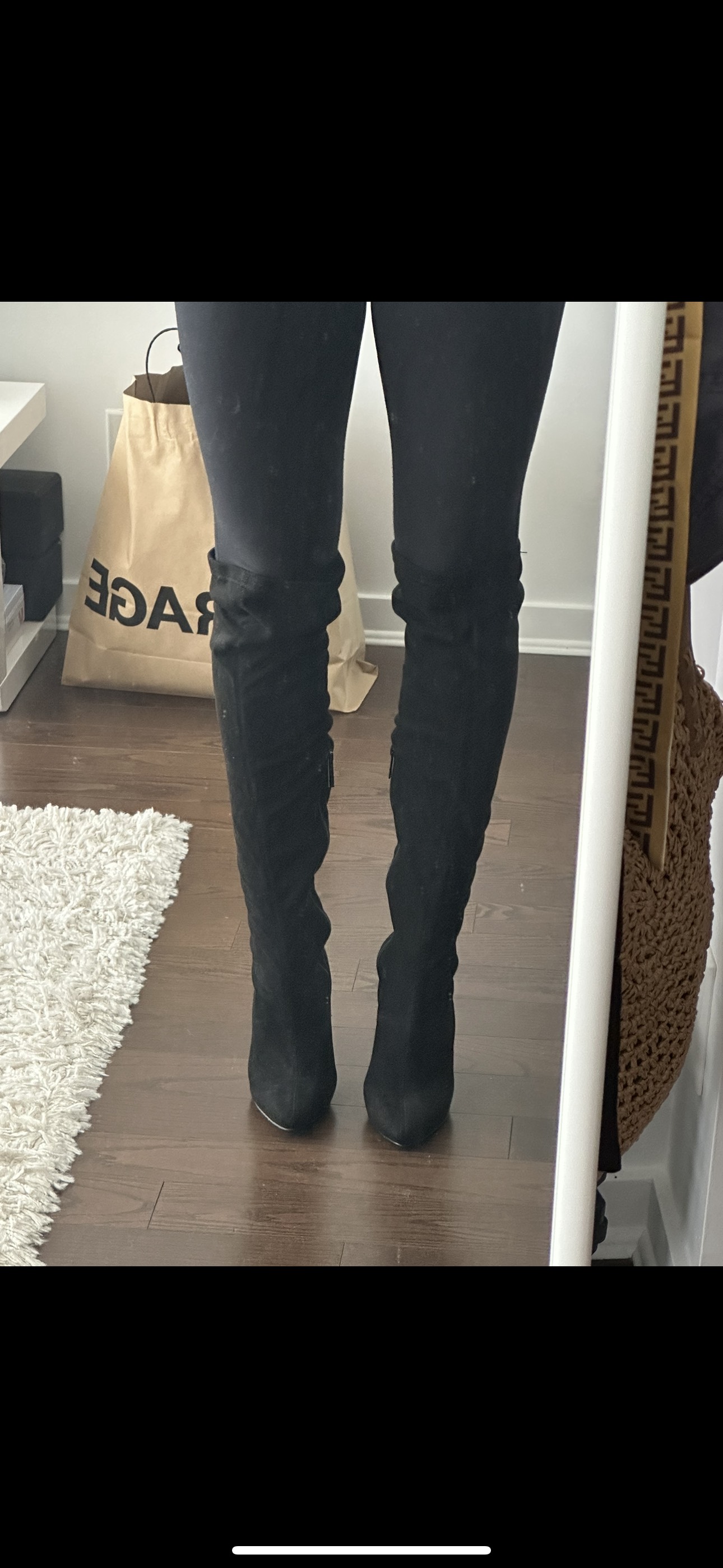 Black Knee high boots size 7.5 thumbnail