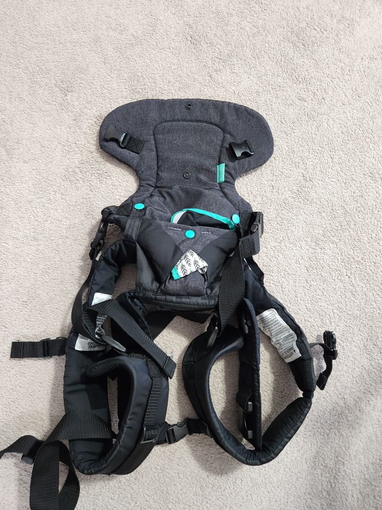 Baby carrier thumbnail