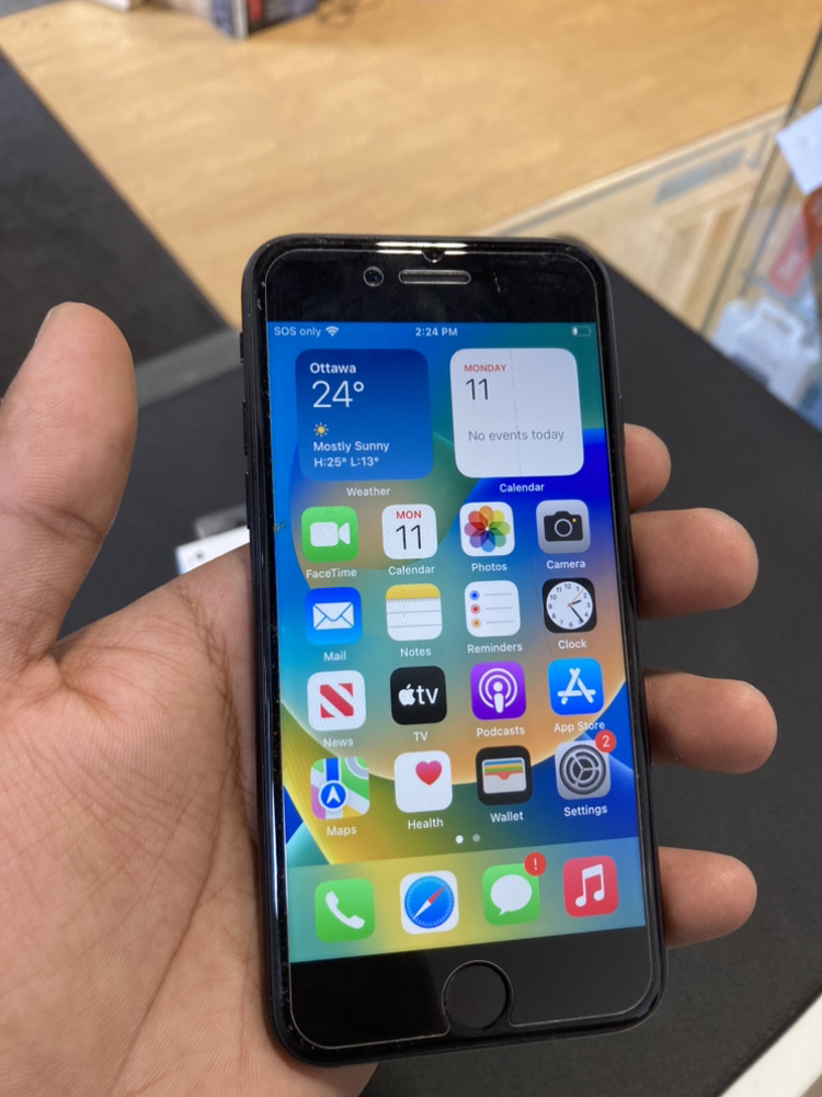 iPhone SE 2nd Gen 64GB | Unlocked - photo 4