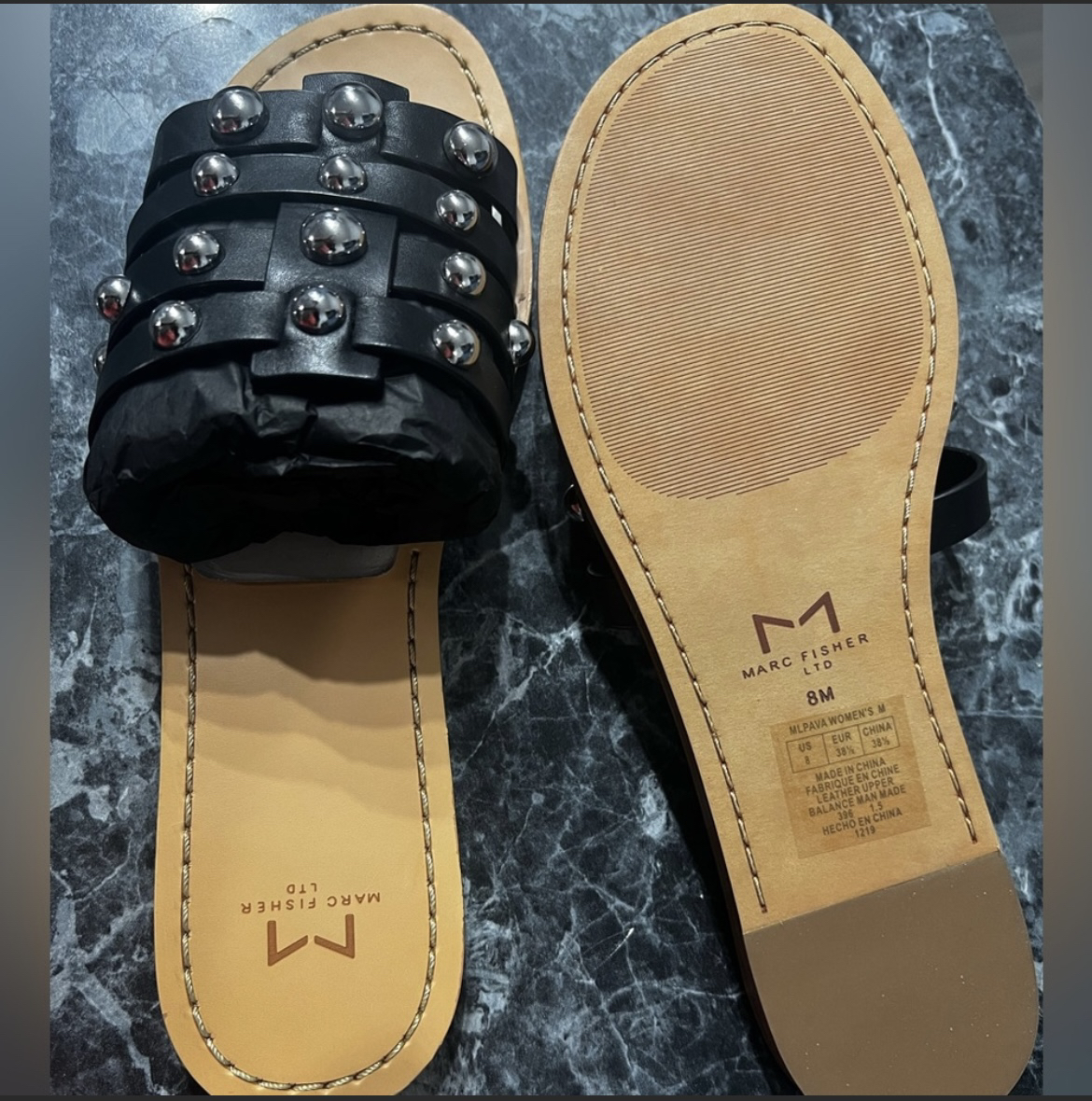 Marc Fisher Flats image indicator(3)