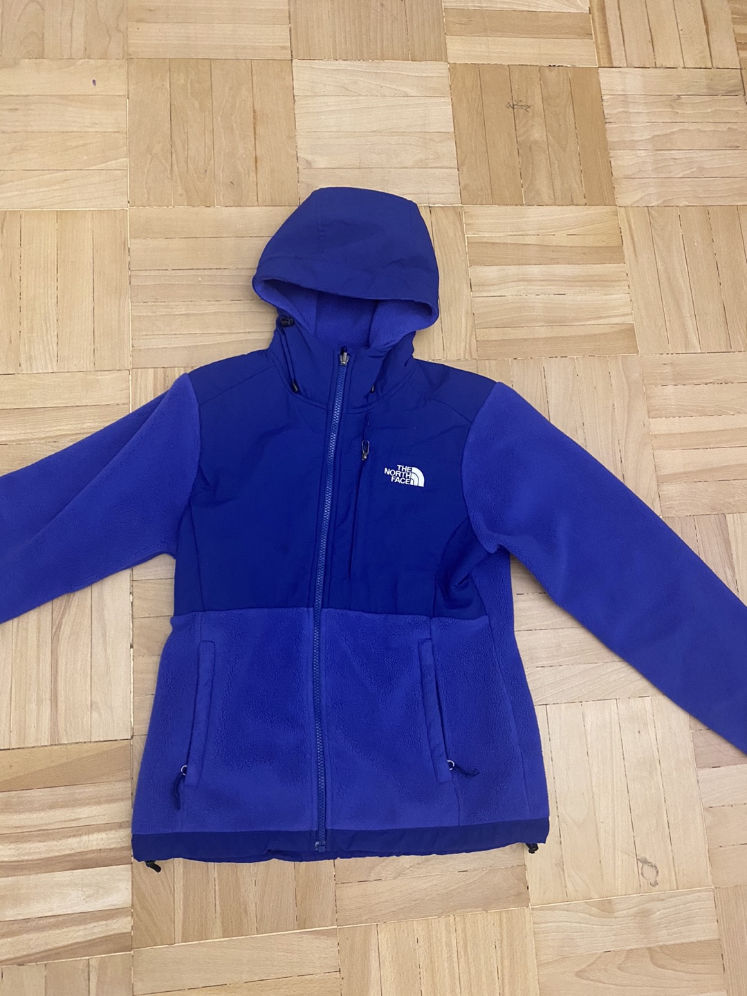 North face Jacket image indicator(2)