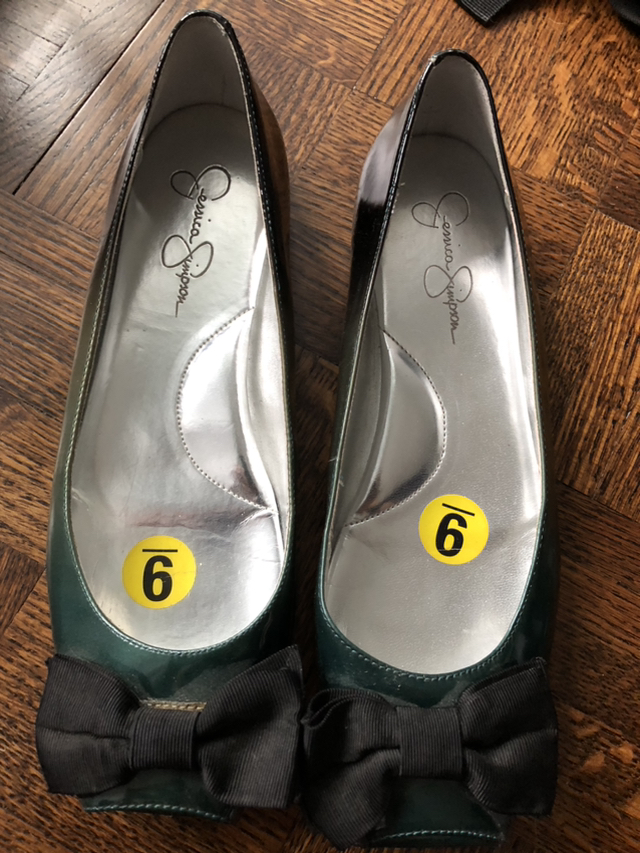 Jessica Simpson Shoe-Size 9 image indicator(2)