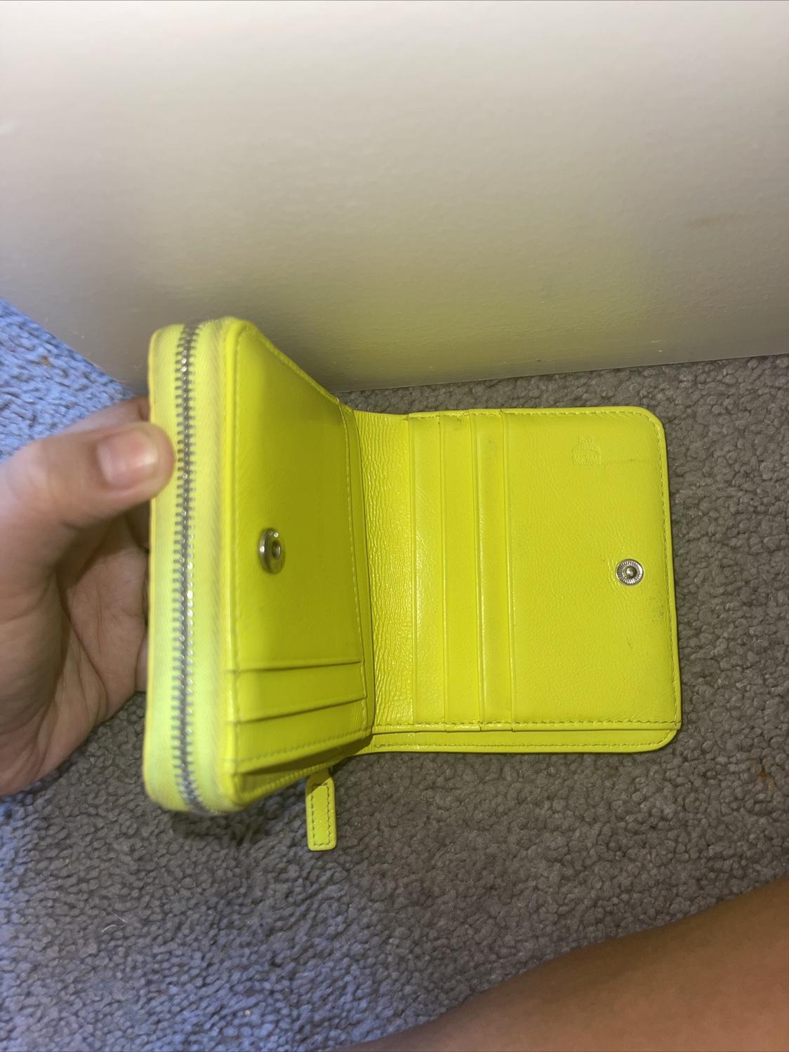 MCM Visetos Neon Yellow Zipper wallet image indicator(6)