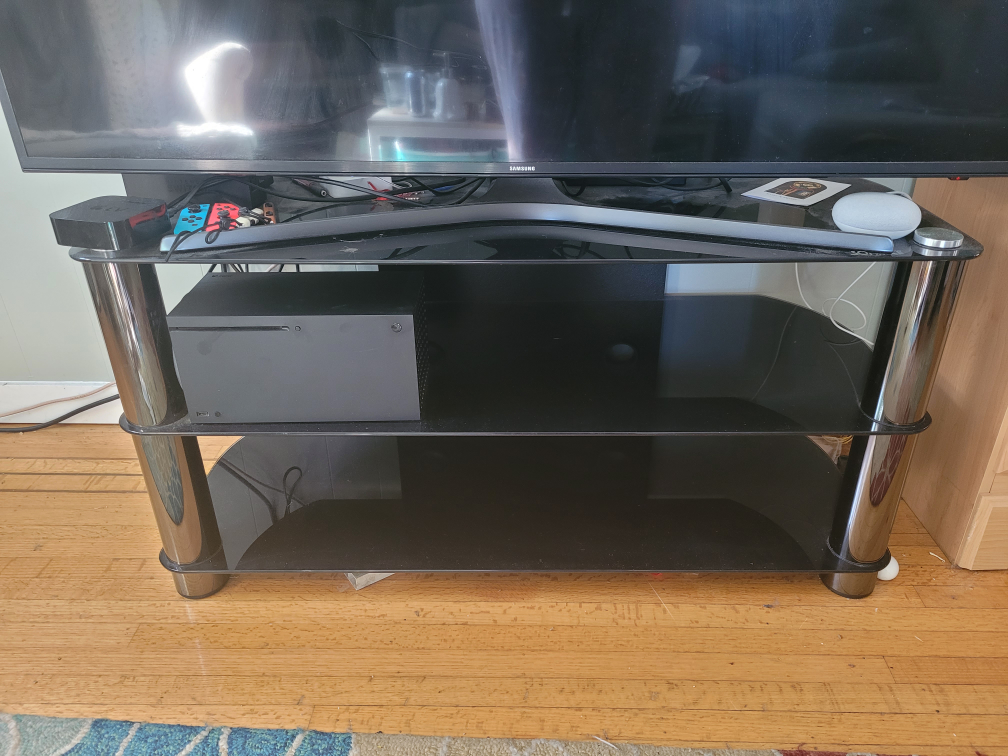 TV Stand - photo 2