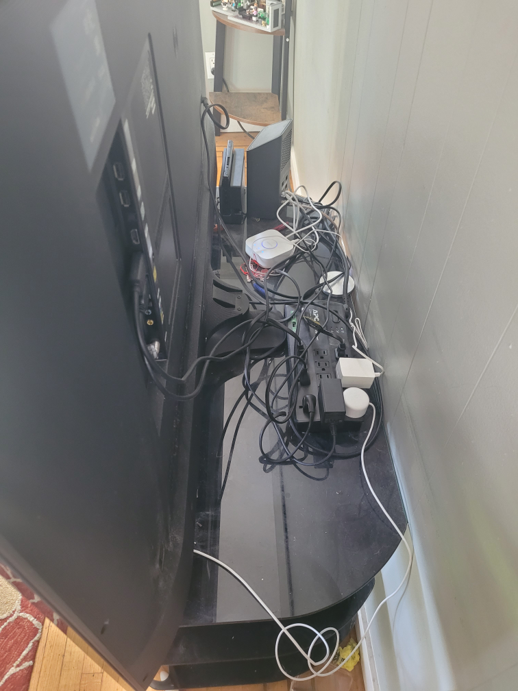 TV Stand - photo 3