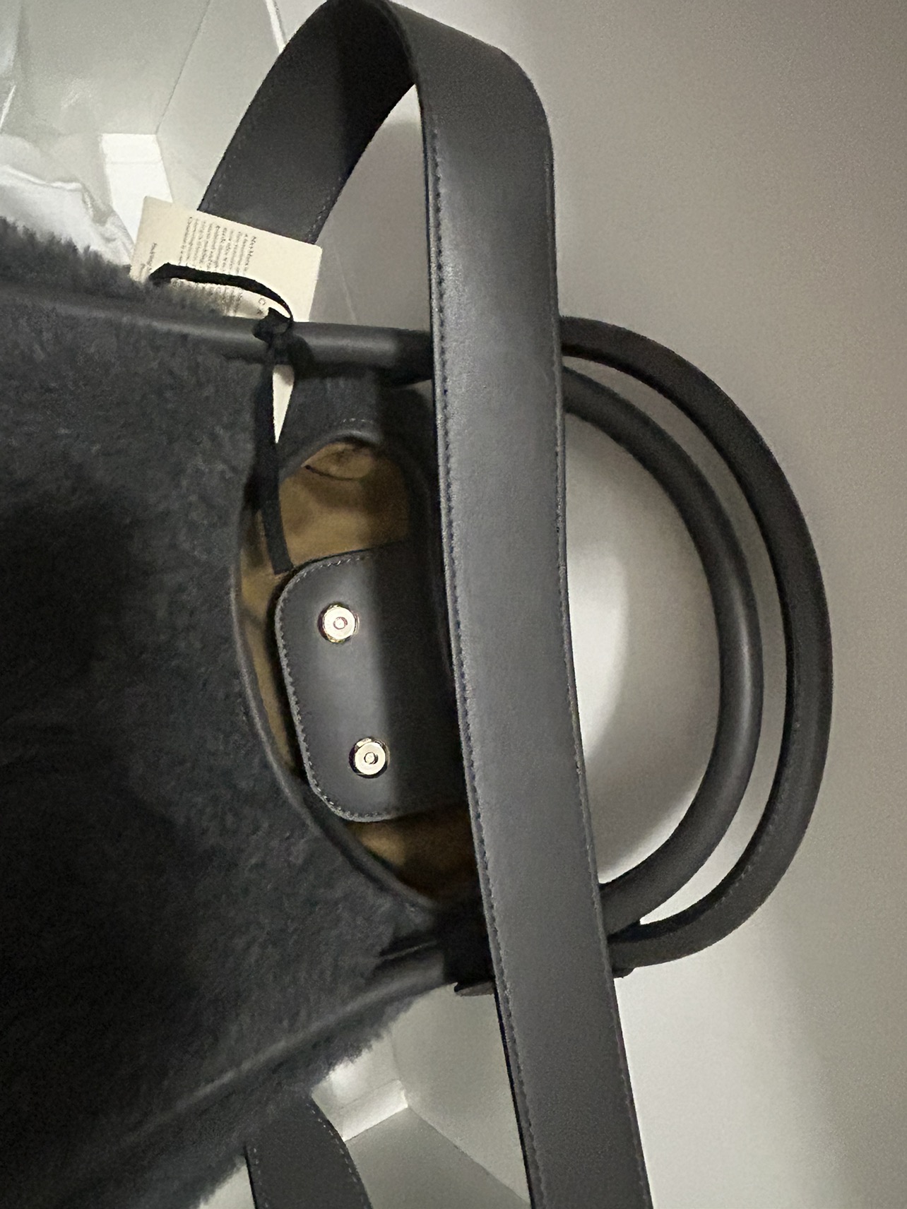 Max Mara bag image indicator(5)