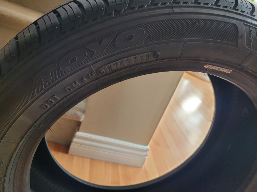 Toyo Winter Tires 215/50R17 - photo 4