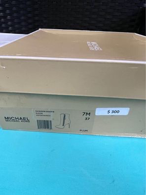 MK heel boots image indicator(4)