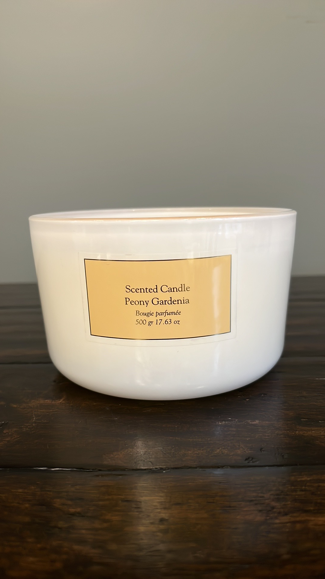 Laline Peony Gardenia Scented Candle thumbnail