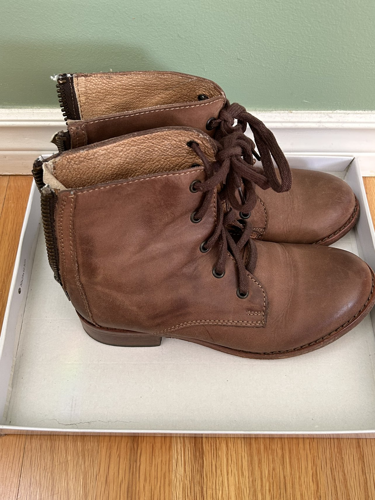 Steve Madden Women’s Leather Boots size 7.5