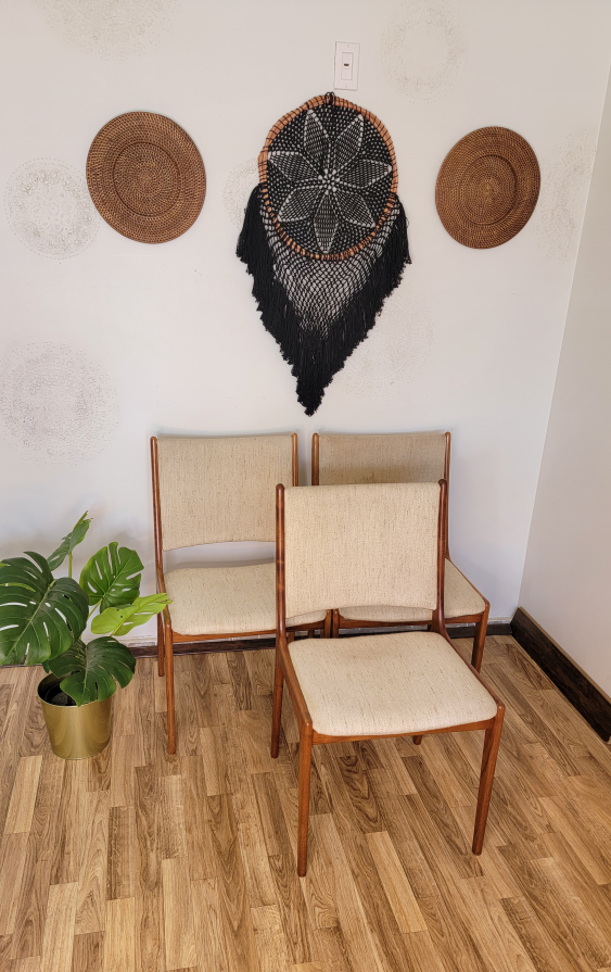 Mid-Century Danish Teak Dining Chairs circa, 1960s, Set of 3 - photo 2