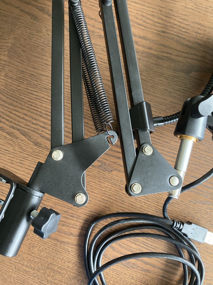 USB Mic & Suspension Mic Stand Set image indicator(4)