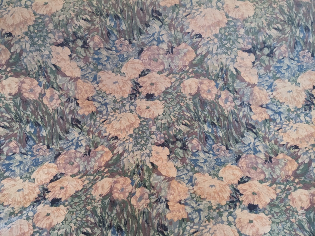 Vintage Loveseat Couch Cover in Floral Print image indicator(4)