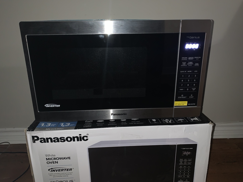 PANASONIC 1.3 STAINLESS STEEL MICROWAVE OPEN BOX NEW