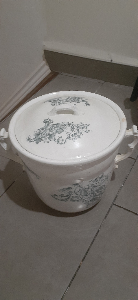 antique beautiful heavy vase collection