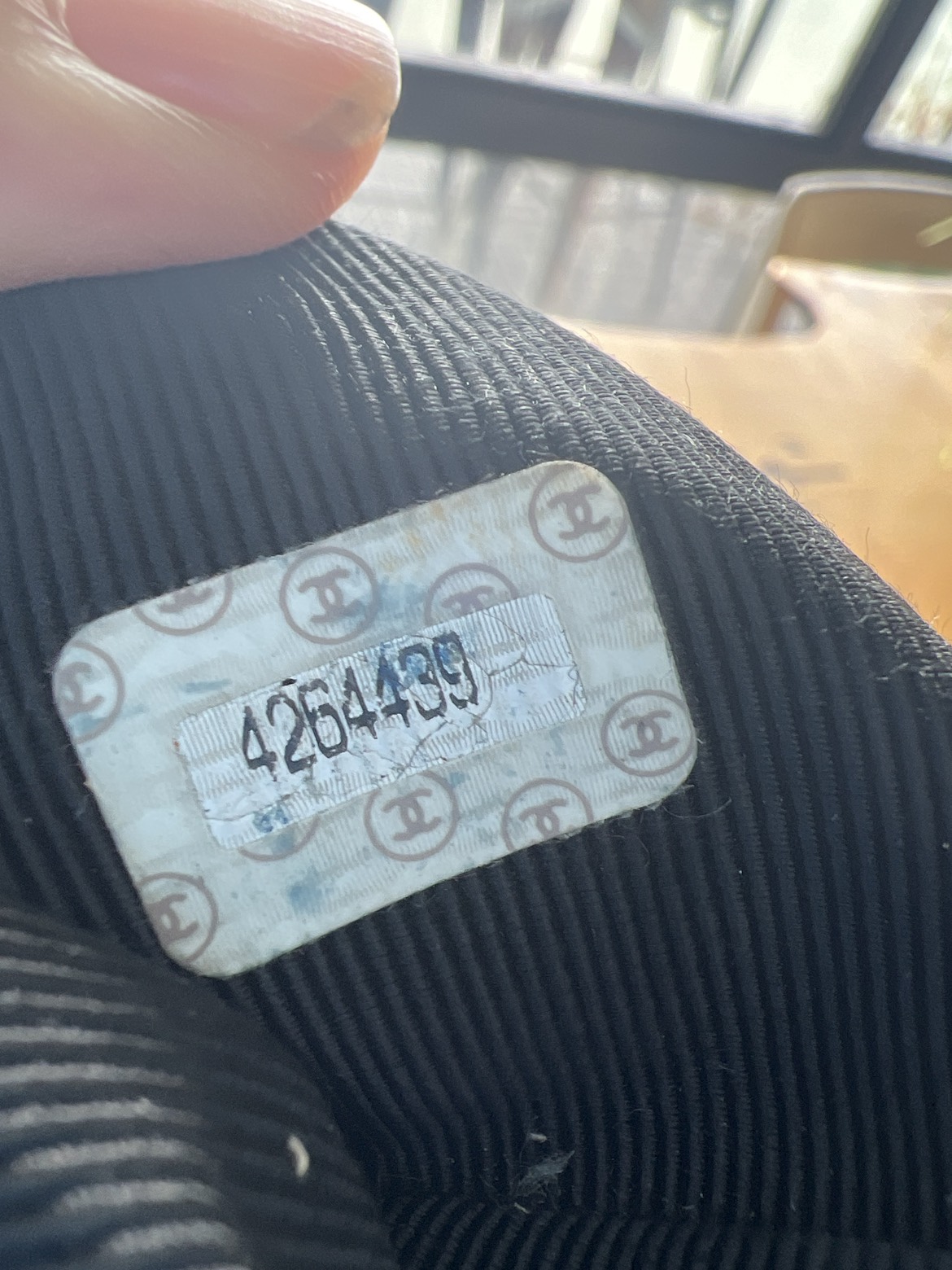 Authentic CHANEL Smooth Leather Bag Rare image indicator(9)