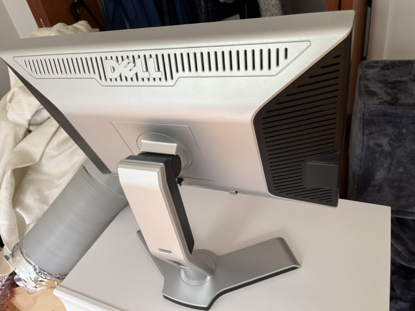 Monitor 20 inch