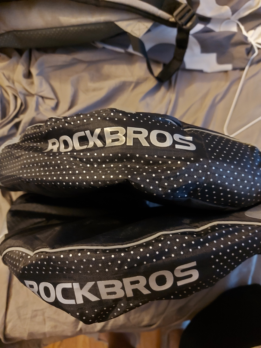 Mountain bike handlebar mitts thumbnail
