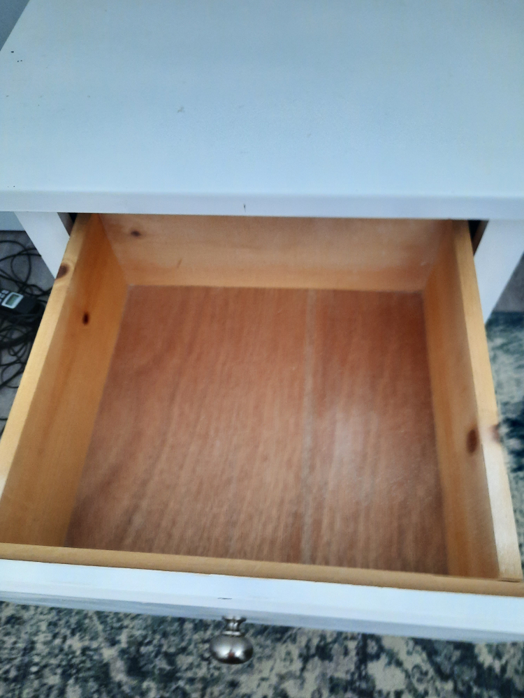 White Night side Table - photo 3