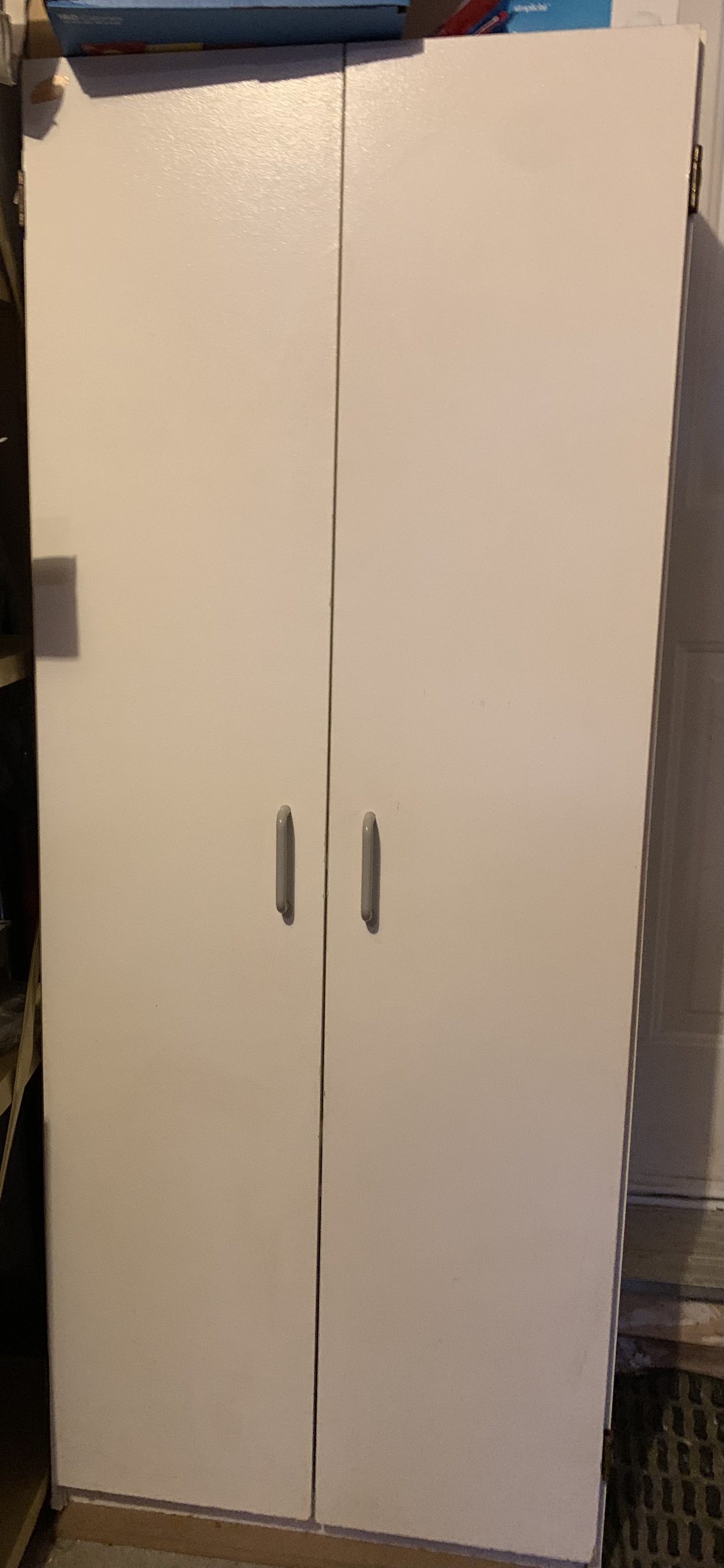 MOVING SALE!! White cupboard / grocery storage / pantry - photo 2