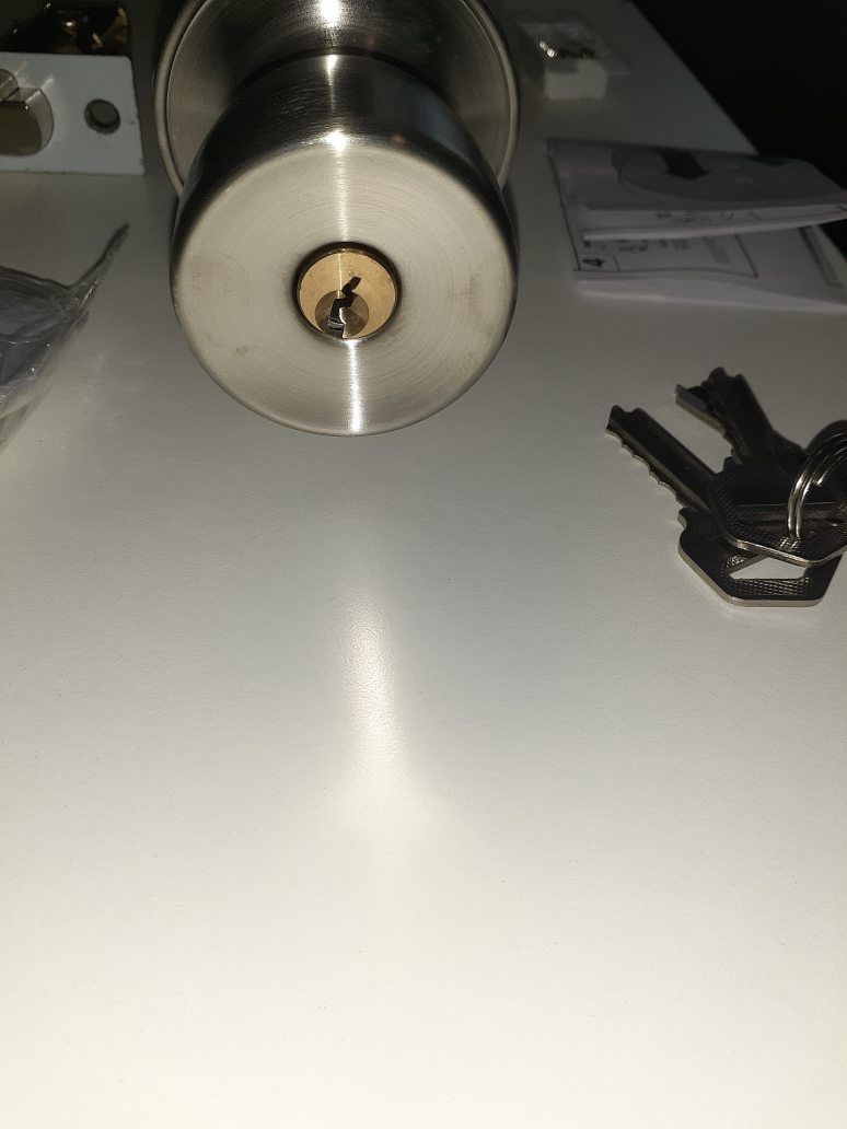 Door knob set (with lock + 3 keys) - photo 3
