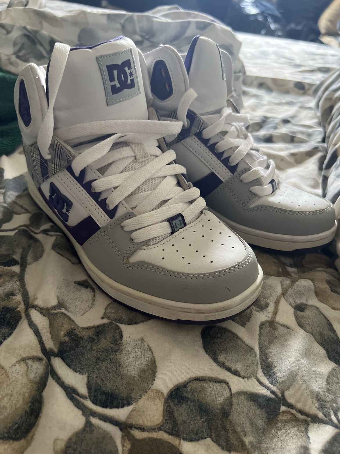 DC Shoes for sale thumbnail