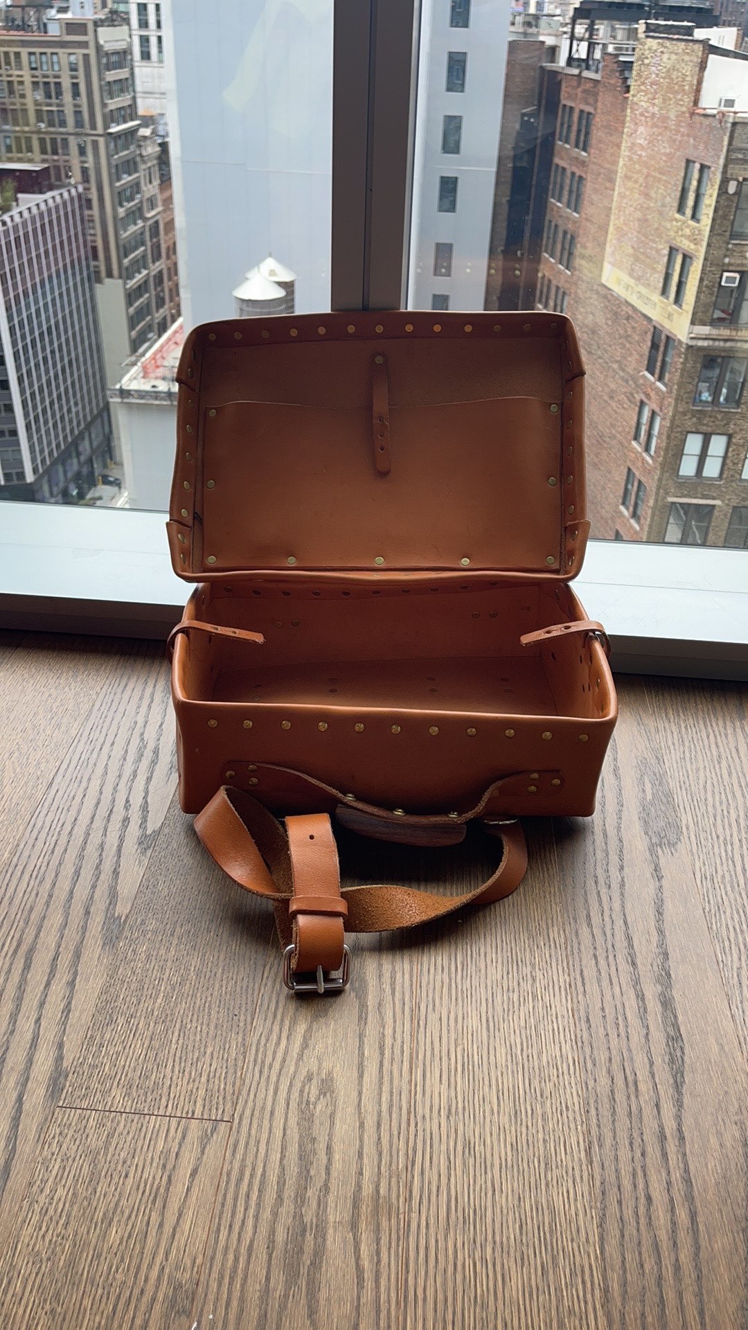 Custom Vintage Travel Case Cognac weekender bag Luggage trunk image indicator(7)