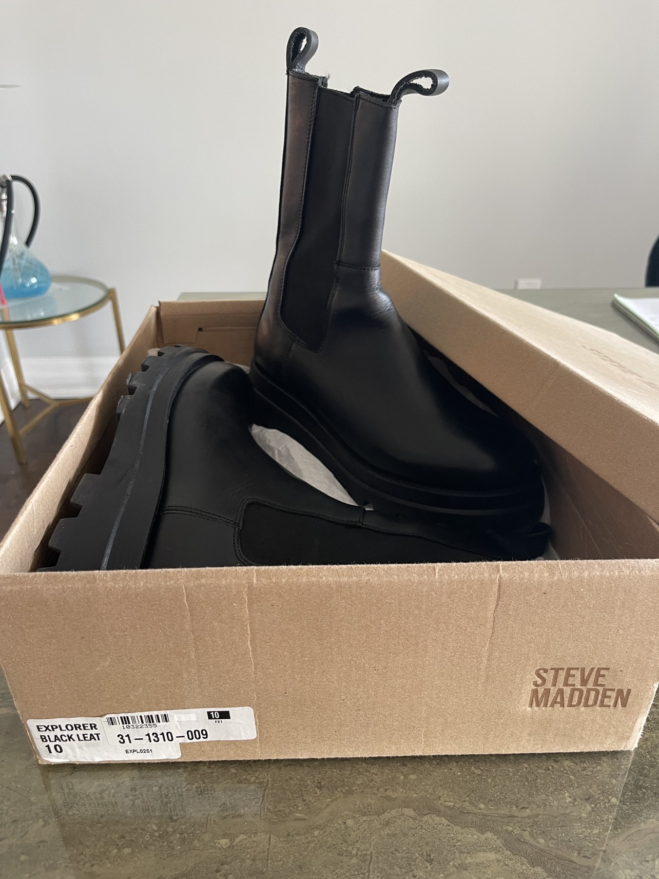 Stive Maden Explorer black leather boots